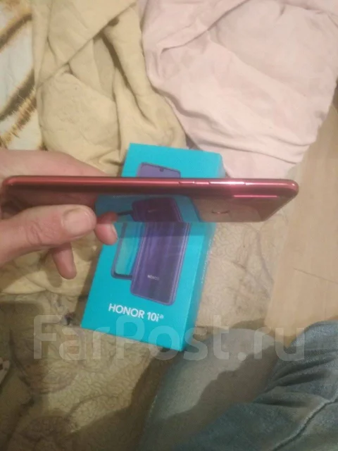 Honor 10i. �/�, �������, ������, 3G, 4G LTE, ����������, NFC ����