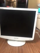 Samsung. 19" ����