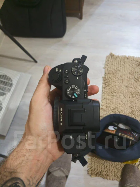 Sony Alpha ILCE-7 II. 20 � ����� �� ����