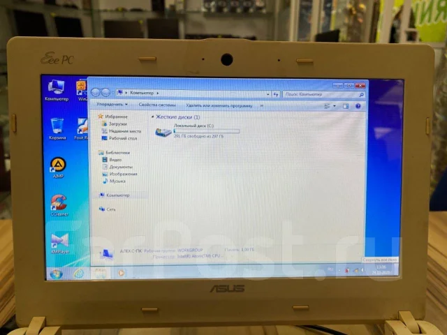 Asus. ���� 300���, WiFi: 1 ����