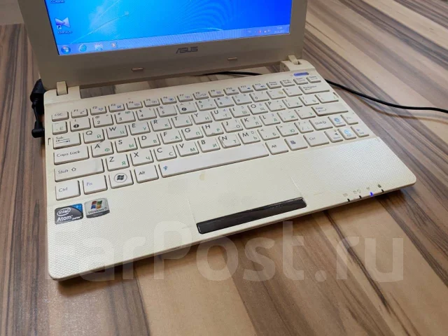 Asus. ���� 300���, WiFi: 1 ����