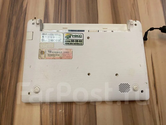 Asus. ���� 300���, WiFi: 1 ����