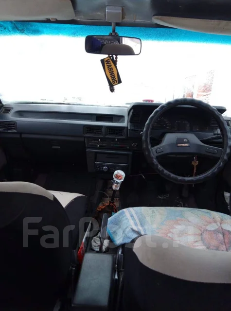 Toyota Corolla. ��������, ��������, 1.3 (75��.�.), ������, 154 000����. �� ����