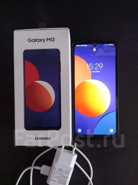 Samsung Galaxy M12. �/�, 32 ��, ������, 4G LTE, Dual-SIM, NFC ����