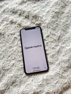 Apple iPhone Xs. �/�, �������, 4G LTE, 5G, ����������, NFC ����
