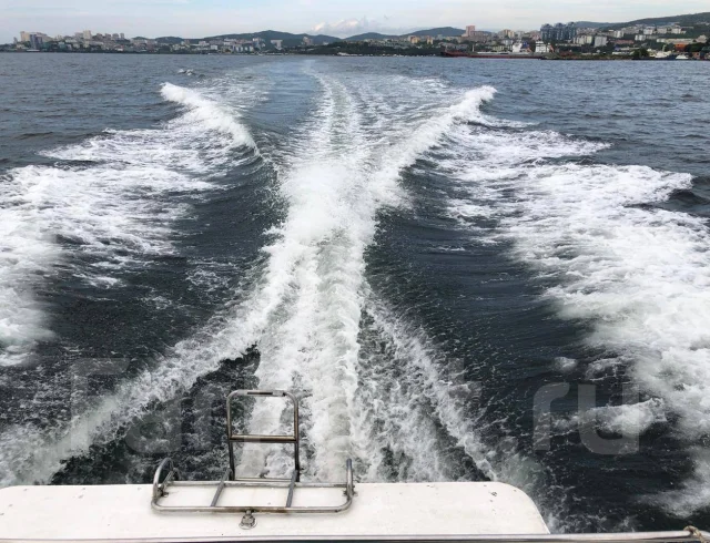 Searay Sundancer. 1992 ���, ����� 11��., ��������� ������������, 460��.�., ������ ����