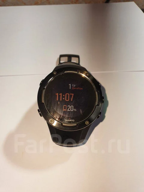 Suunto 5. GPS, IP67, IP68 ����