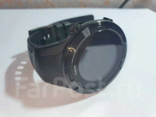 Suunto 5. GPS, IP67, IP68 ����