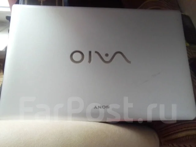 Sony VAIO. 17", 2,5����, ��� 4 ��, ���� 500���, WiFi: 1, Bluetooth: 1, ����������� �� 1��. ����