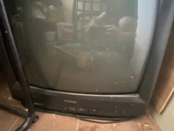 Hitachi ����