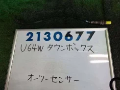 ������ ����������� Mitsubishi Townbox 2001 [MR420138] MR420138 ����