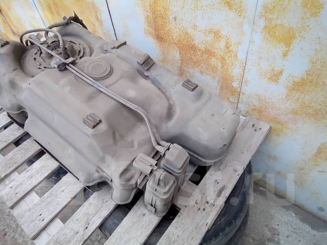 Бензобак мокка. Бензобак мокка. Бензобак опель мокка. Опель мокка крышка бензобака. Лючок бензобака opel meriva a.