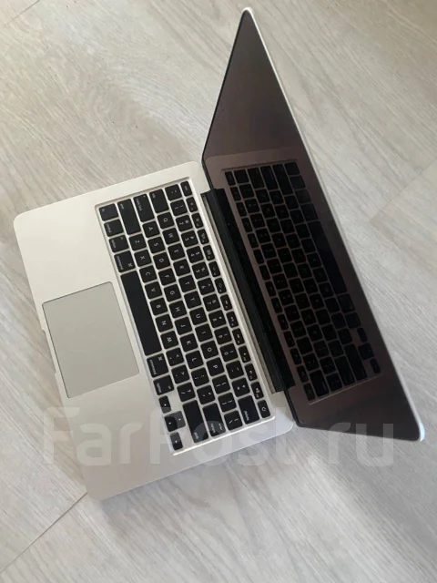 Apple MacBook Pro 13 2015 Early MF841. 13.3", 2,7����, ��� 8 ��, WiFi: 1, Bluetooth: 1 ����