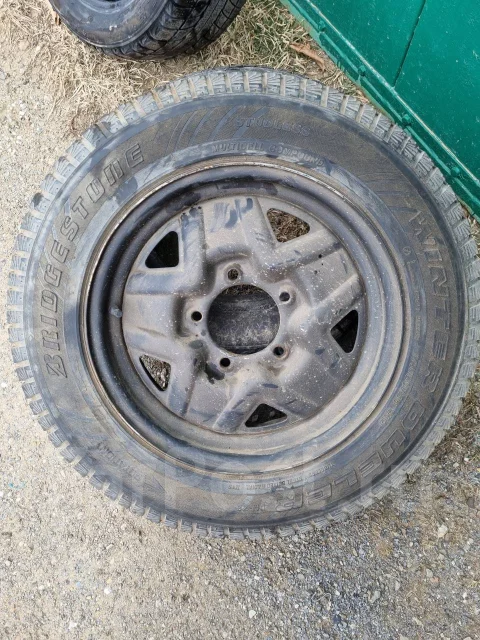 Bridgestone Winter Dueler DM-Z2. ������, ��� �����, 2007 ���, �/�, ����� 40 % ����