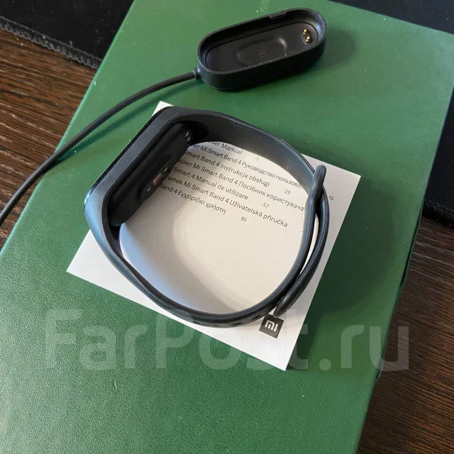Xiaomi Mi Band 4 ����