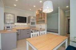 2-���������, ����� ��������� 31�. ������, ���������, 45,7���.��., 2/9 ���� ����