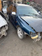 Toyota Carina E ����