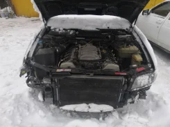 Audi A8 ����