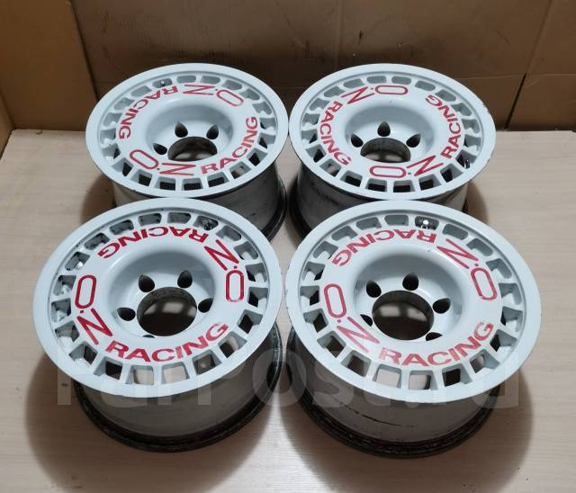 Комплект O. Z Racing V1, OZ, 15", 1 шт, Ширина диска 8.0" Вылет (ET) -5 ...