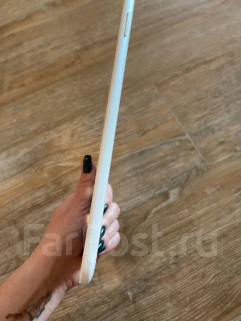 Samsung Galaxy Tab E ����