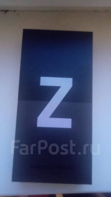 Samsung Galaxy Z Flip3 5G. �����, ����������, 5G, ����������, NFC ����