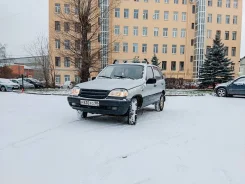 Chevrolet Niva. ��������, 4wd, 1.7 (80��.�.), ������, 157 000����. �� ����