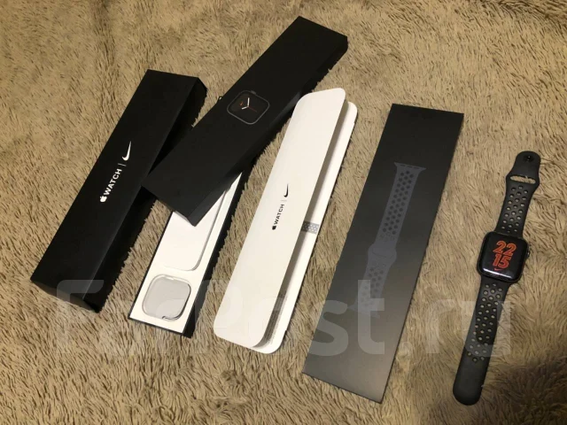 Apple Watch Series 6 Nike. GPS, NFC, IP67, IP68 ����