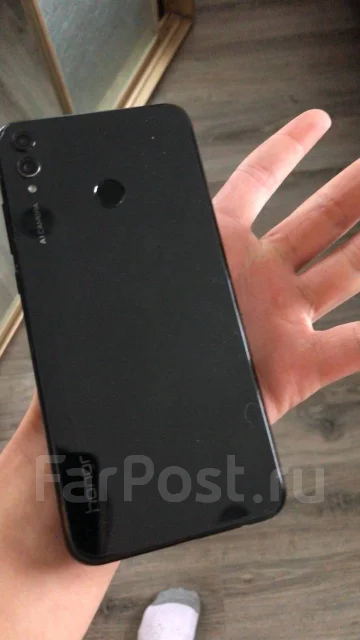 Honor 8X. �/�, ������, 4G LTE, NFC ����