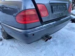  119 Mercedes-Benz E-Class W210 