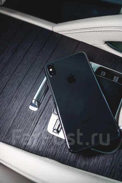 Apple iPhone Xs Max. �/� ����