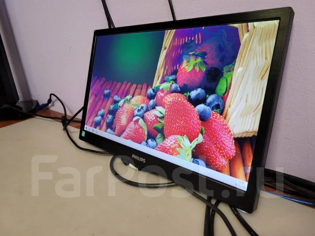 Philips. 19" ����