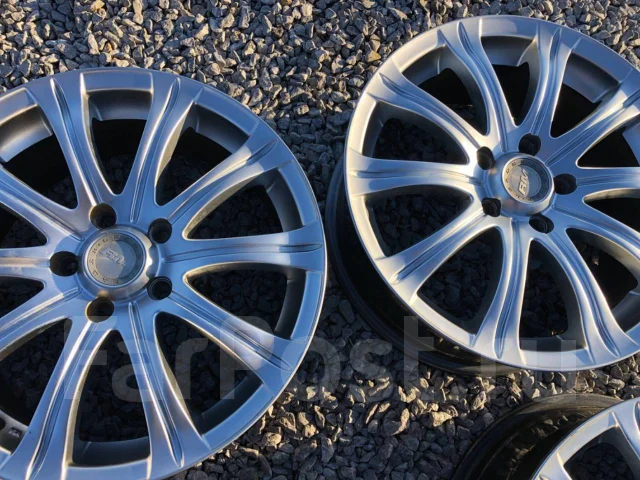 Dezent RM. 7.0x17", 5x114.3, ET48, �� 72���. ����