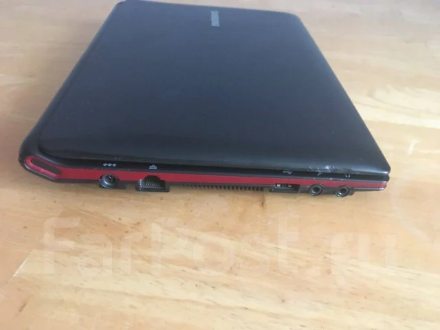 Samsung N145 Plus. 10.1", 1,7����, ��� 1024 ��, ���� 160���, WiFi: 1 ����