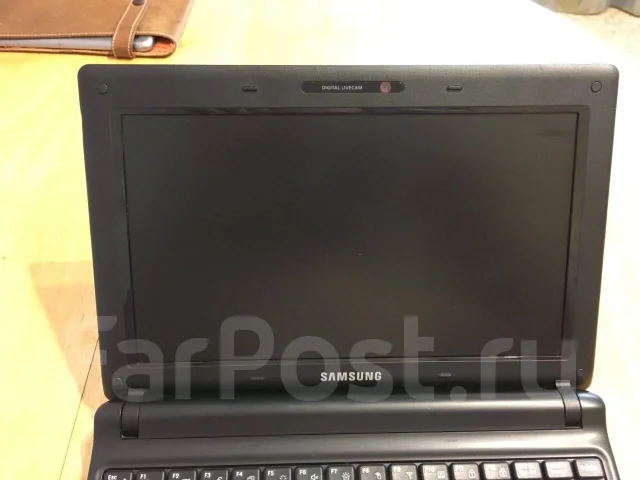 Samsung N145 Plus. 10.1", 1,7����, ��� 1024 ��, ���� 160���, WiFi: 1 ����