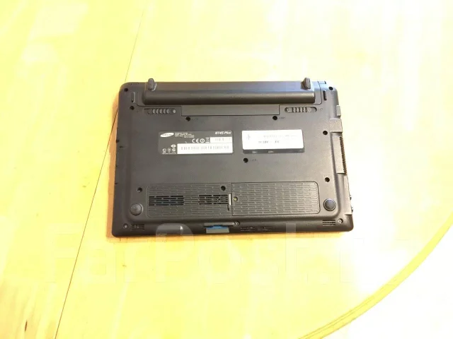 Samsung N145 Plus. 10.1", 1,7����, ��� 1024 ��, ���� 160���, WiFi: 1 ����