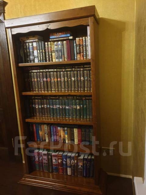 Шкаф для книг и посуды из массива натурального дерева - Мебель во ...