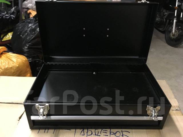 Ящик железный, новый, в наличии. Цена: 1 990₽ во Владивостоке