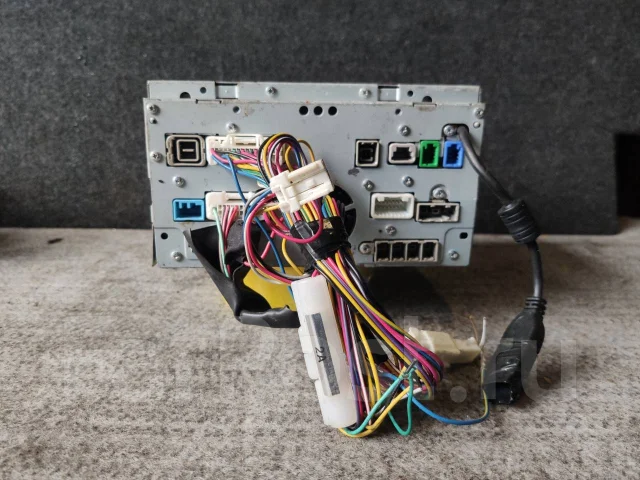 Clarion MC313D-W ����