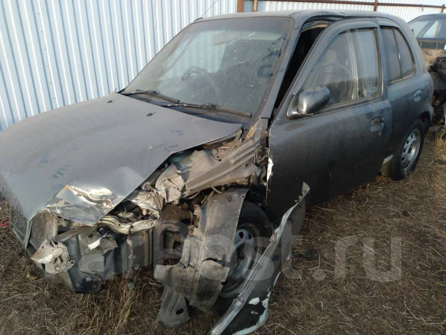 Nissan March. K11, CG10 ����