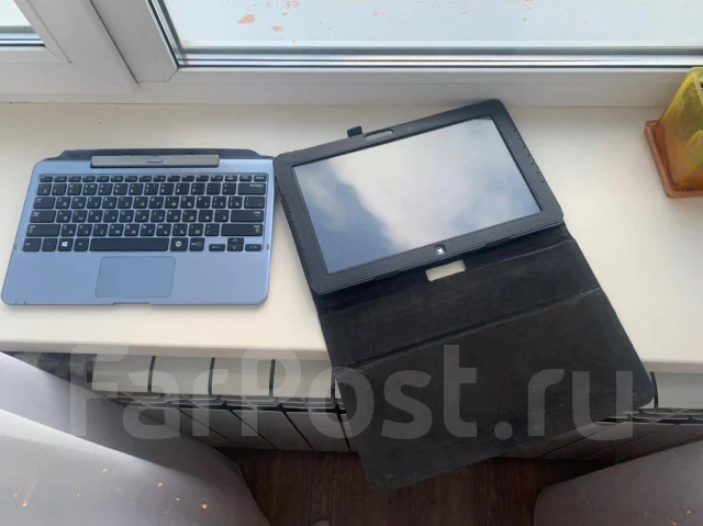 Samsung ATIV Smart PC. 11.6", 1,8����, ��� 2048 ��, ���� 64���, WiFi: 1, Bluetooth: 1, ����������� �� 5��. ����
