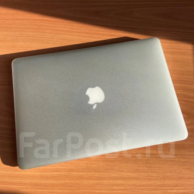 Apple MacBook Air 13 2015 Early. 13", 1,6����, ��� 4 ��, ���� 256���, WiFi: 1, Bluetooth: 1 ����