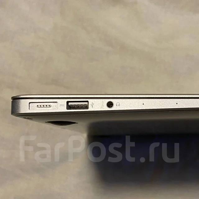 Apple MacBook Air 13 2015 Early. 13", 1,6����, ��� 4 ��, ���� 256���, WiFi: 1, Bluetooth: 1 ����