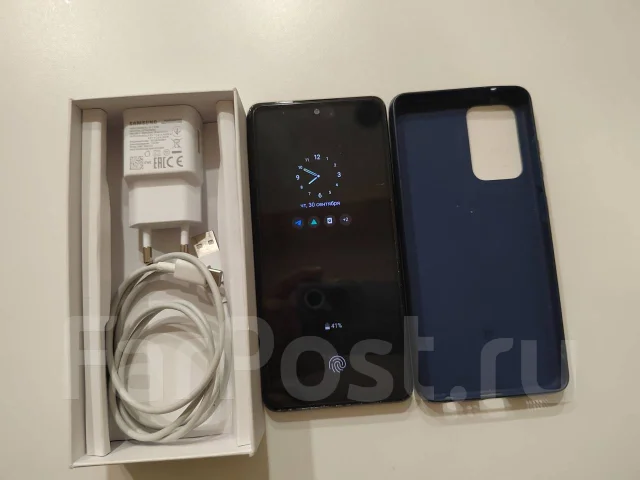 Samsung Galaxy A52. �/�, ������, 4G LTE, Dual-SIM, NFC ����