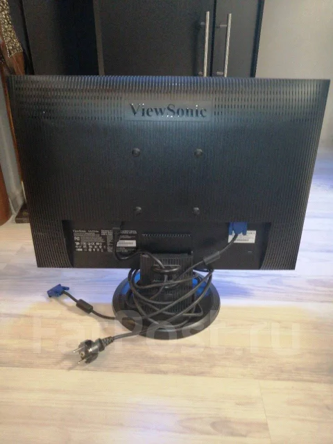 ViewSonic. 22" ����