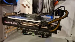 Radeon RX 580 ����