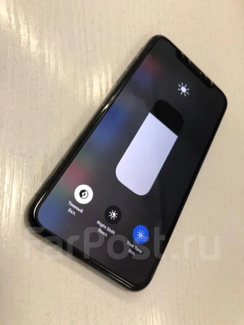 Apple iPhone X. �/�, ������, 3G, 4G LTE, ����������, NFC ����