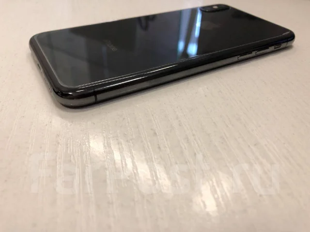 Apple iPhone X. �/�, ������, 3G, 4G LTE, ����������, NFC ����