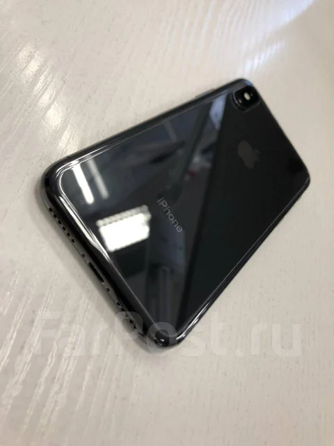 Apple iPhone X. �/�, ������, 3G, 4G LTE, ����������, NFC ����