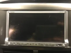 Clarion MAX670 ����