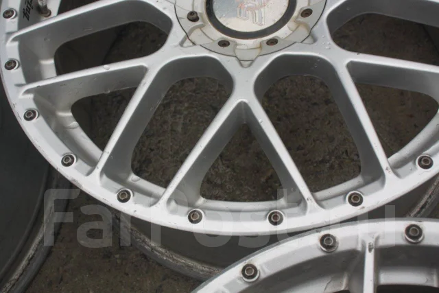 ����� �� ������ 8-118. 7.5x18", 4x114.3, 5x114.3, ET38, �� 67,1���. ����
